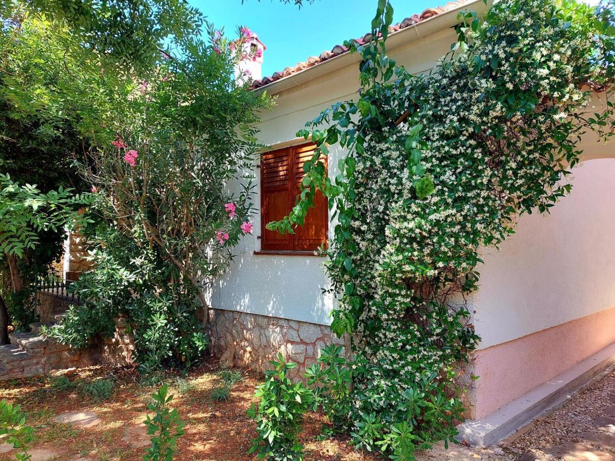 Holiday home House Leticija Rustica Novalja