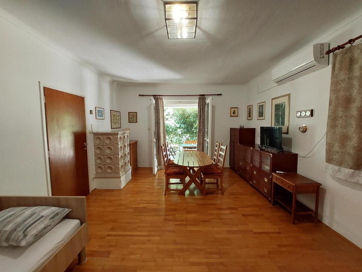 House Leticija Rustica Holiday home